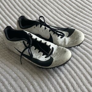 Nike White/Black Track spikes with tool size 7.5